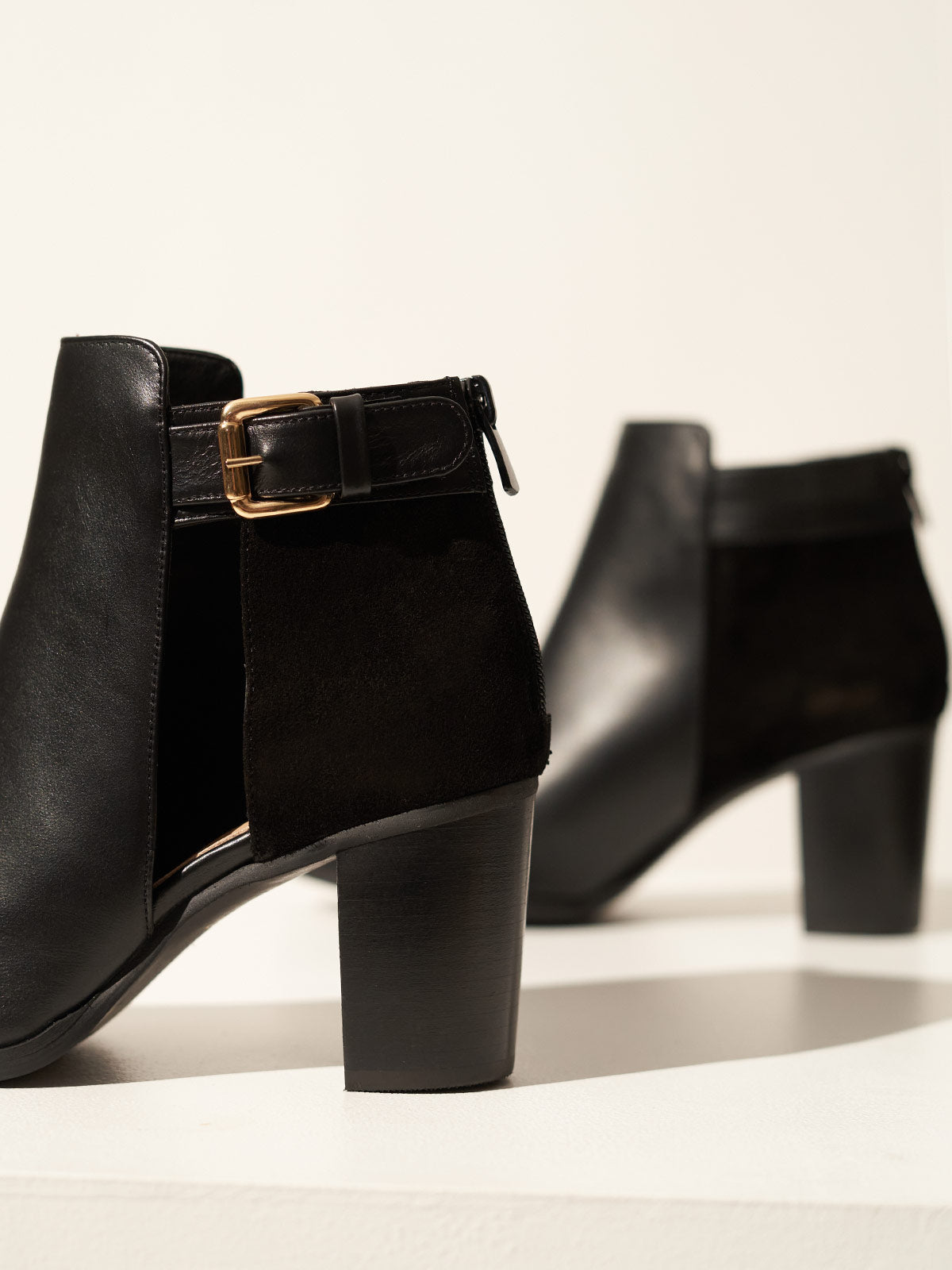 Chunky heel leather ankle boots in black